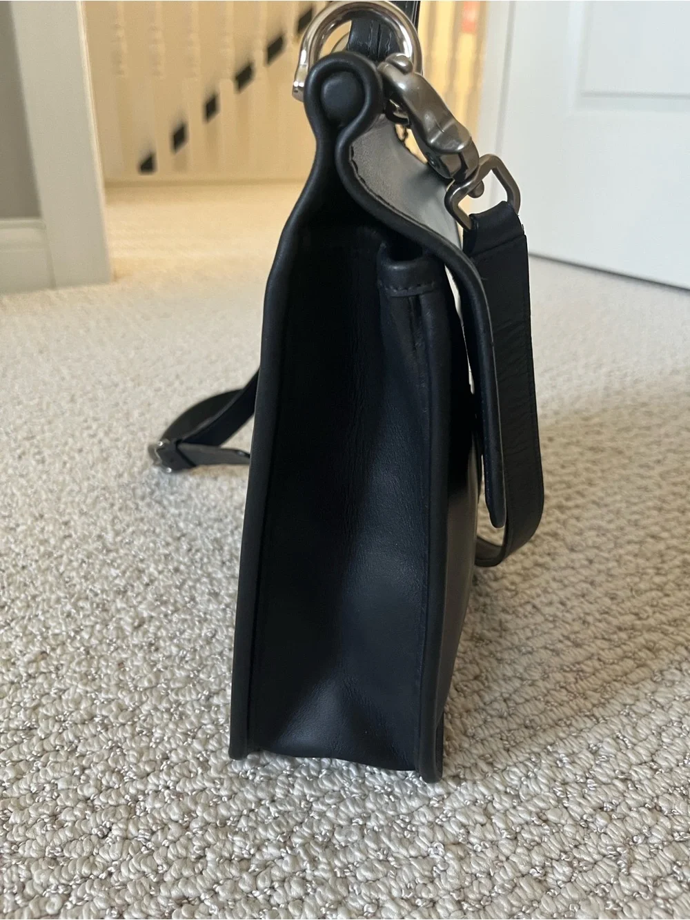 Coach Willis Black Vintage Bag - Picture 5 of 10